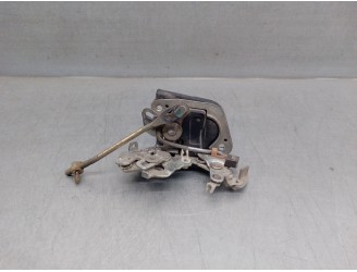 Recambio de cerradura puerta trasera derecha para isuzu trooper 2.8 turbodiesel referencia OEM IAM 4JB1 5 PUERTAS