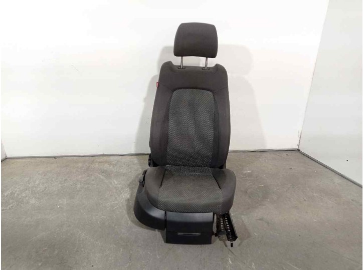 Recambio de asiento delantero derecho para volkswagen t-cross 1.0 tsi referencia OEM IAM 4696523 TELA GRIS 5 PUERTAS