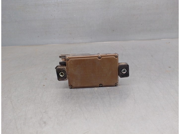 Recambio de motor cierre centralizado trasero derecho para isuzu trooper 2.8 turbodiesel referencia OEM IAM 4JB1  