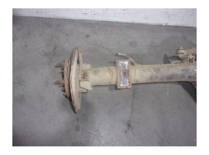 Recambio de puente trasero para isuzu trooper 2.8 turbodiesel referencia OEM IAM PARA DISCOS 6 AGUJEROS BURRA 33