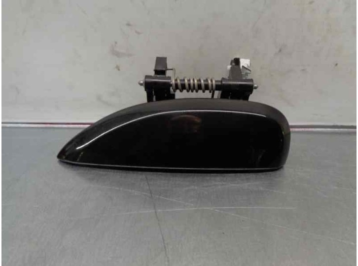 Replacement left rear exterior door handle for Dacia Duster II 1.6 SCe cat OEM IAM reference 