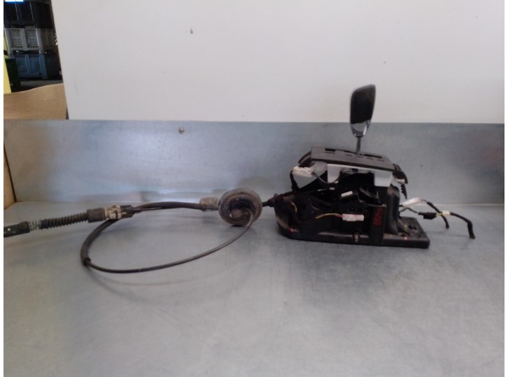 Recambio de palanca cambio para dodge journey 2.0 16v crd cat referencia OEM IAM 04766443AB 