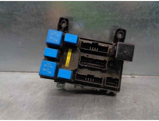 CAJA RELES / FUSIBLES 911981C000 