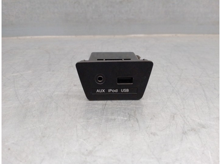 Recambio de modulo electronico para hyundai ix35 1.7 crdi cat referencia OEM IAM 961102S500 