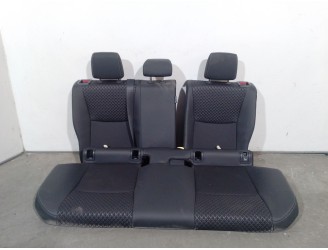 Recambio de asientos traseros para toyota yaris (_p21_, _pa1_, _ph1_) 1.5 hybrid (mxph10) referencia OEM IAM 71077K0030C2 71077K