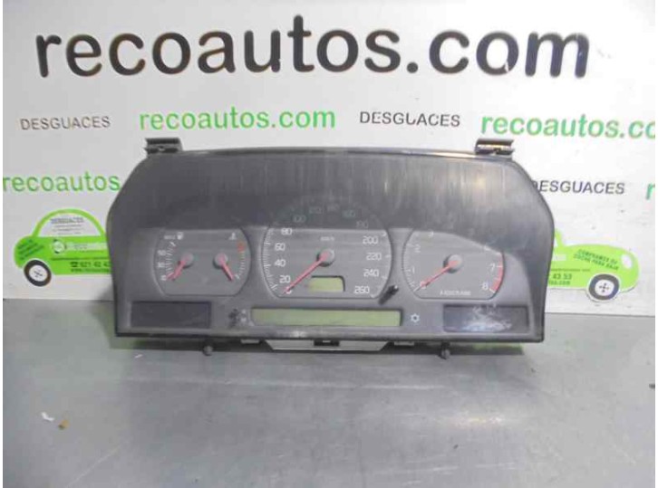 Recambio de cuadro instrumentos para volvo v70 familiar 2.4 turbo cat referencia OEM IAM 9472519 9168144 