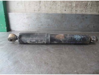 Recambio de amortiguador trasero derecho para renault master ii phase 2 caja cerrada 2.5 diesel referencia OEM IAM 8200024946B 8