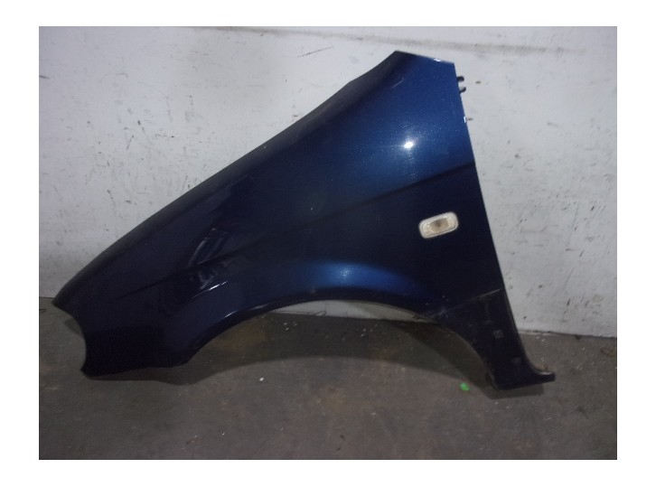 Replacement left front fender for Kia Carnival II 2.9 CRDi CAT OEM IAM reference K55A52211 BLUE 
