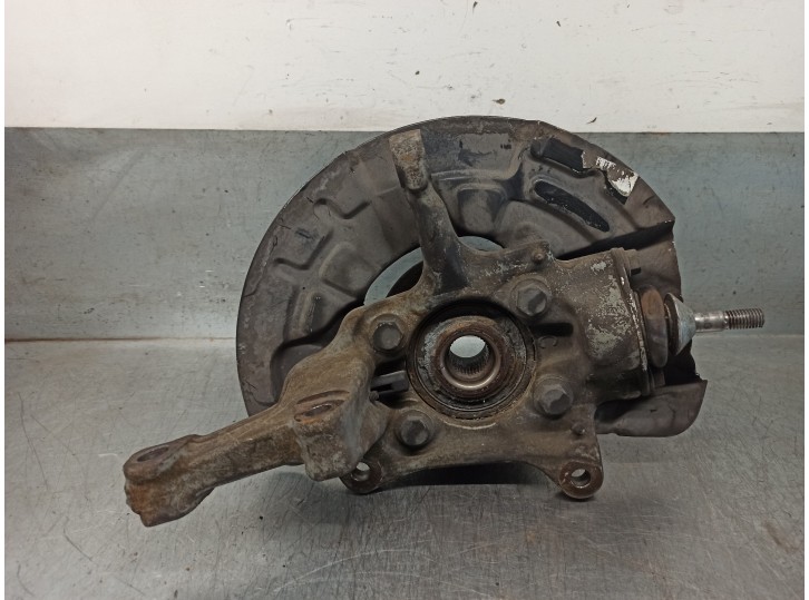 Recambio de mangueta delantera derecha para volvo s80 berlina 2.5 turbodiesel referencia OEM IAM 30760715 
