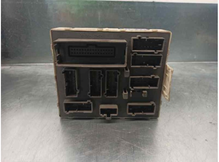 Recambio de caja reles / fusibles para ford transit connect (tc7) 1.8 tdci cat referencia OEM IAM 2TIT14A073BC 518774104 