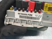 Recambio de caja reles / fusibles para fiat punto berlina (188) 1.2 16v cat referencia OEM IAM 46760255 