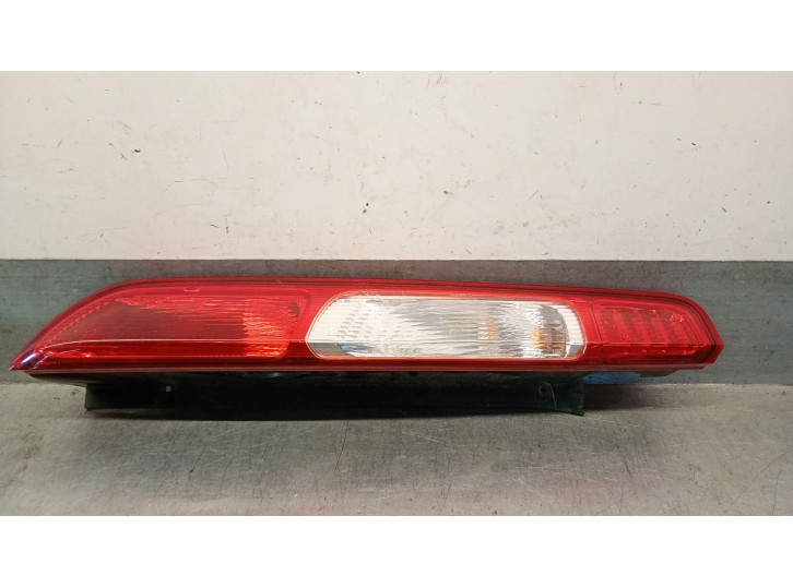 Recambio de piloto trasero izquierdo para ford focus berlina (cap) ghia referencia OEM IAM 4M5113405A 1420451 