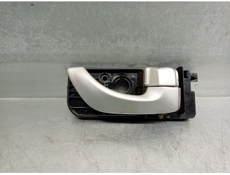 Recambio de maneta interior trasera derecha para hyundai sonata (nf) 2.4 style referencia OEM IAM 83623NF000  4 PUERTAS