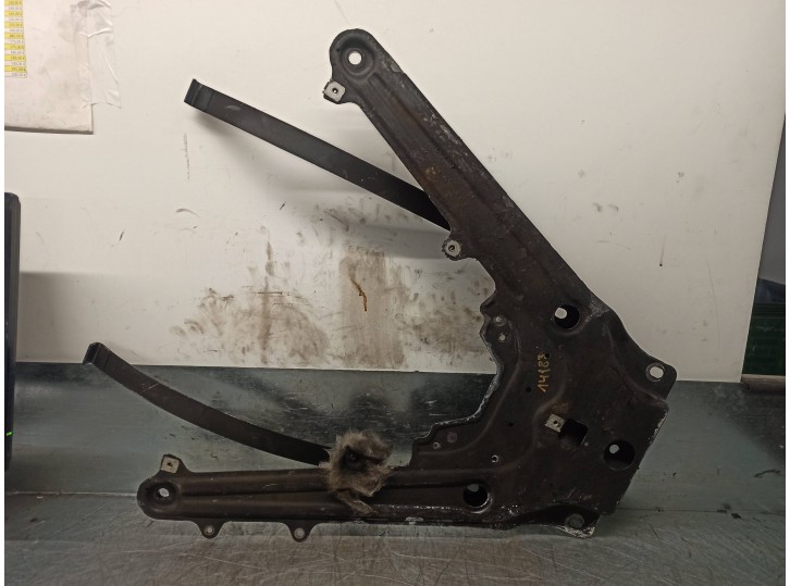 Recambio de soporte motor para porsche 718 boxster (typ 982) 2.5 turbo cat referencia OEM IAM 99150423302 