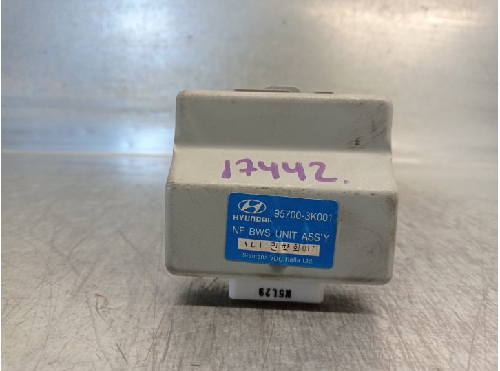 Recambio de modulo electronico para hyundai sonata (nf) 2.4 style referencia OEM IAM 957003K001  