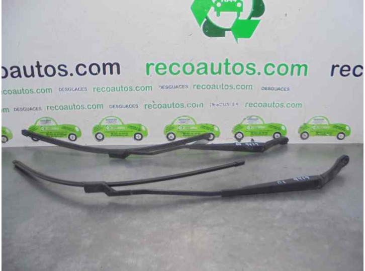 Recambio de brazo limpia delantero derecho para citroën c4 lim. 1.6 e-hdi fap referencia OEM IAM 