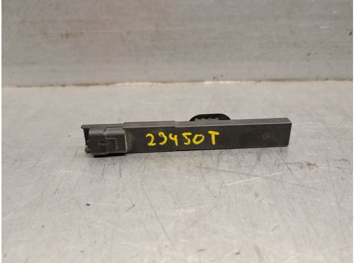 Recambio de antena para opel corsa f (p2jo) 1.2 (68) referencia OEM IAM 9672409080 