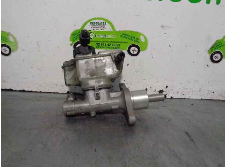 Replacement brake master cylinder for Audi A3 (8P) 1.9 TDi OEM IAM reference 1K1611301C ATE