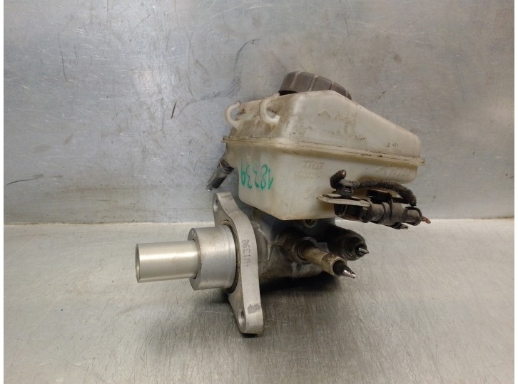 Recambio de bomba freno para opel zafira b 1.7 16v cdti referencia OEM IAM 32067271 32067271 TRW