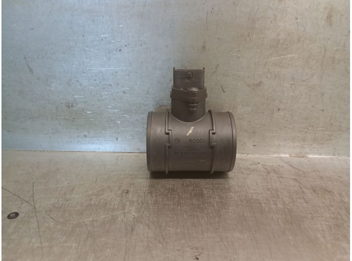 Recambio de caudalimetro para opel meriva a 1.7 16v referencia OEM IAM 55350047 836638 0281002620 BOSCH