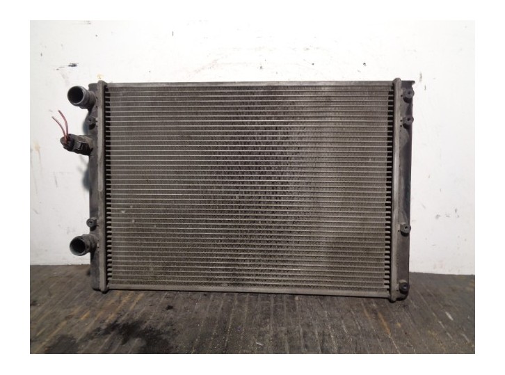 Recambio de radiador agua para volkswagen polo berlina (6n2) 1.4 tdi referencia OEM IAM 6N0121253AC 