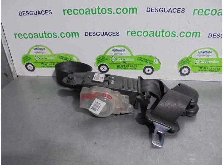 Recambio de cinturon seguridad delantero derecho para hyundai h 1 2.5 turbodiesel referencia OEM IAM 888804A300  