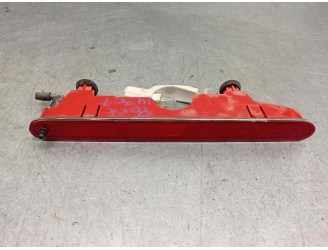 Recambio de luz central de freno para citroën berlingo cuadro 1.6 16v hdi referencia OEM IAM 9682830180 