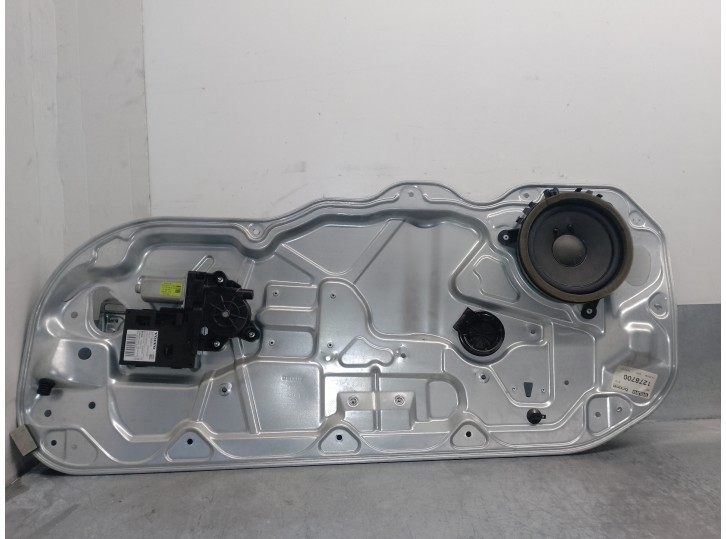 Recambio de elevalunas delantero derecho para volvo c30 1.6 diesel cat referencia OEM IAM 30773903AA 31 PINES 3 PUERTAS