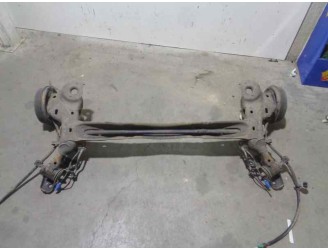 Recambio de puente trasero para citroën c4 cactus 1.6 e-hdi fap referencia OEM IAM TAMBOR 4 AGUJEROS BURRA 22