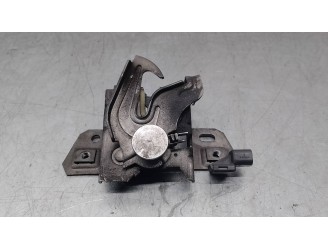 Recambio de cerradura capot para volvo c30 1.6 diesel cat referencia OEM IAM 30716529  
