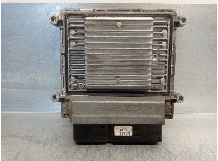 Recambio de centralita motor uce para hyundai sonata (nf) 2.4 style referencia OEM IAM 3911025071 5WY1G06A SIEMENS