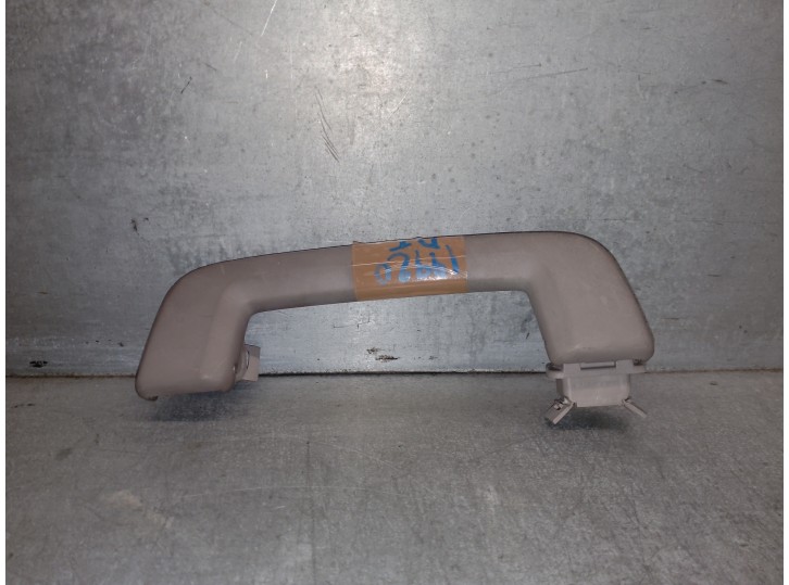 Recambio de maneta exterior delantera izquierda para volvo c30 1.6 diesel cat referencia OEM IAM 39899165  