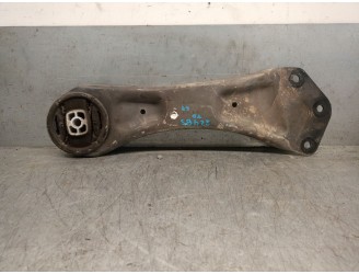 Recambio de brazo suspension inferior trasero derecho para mercedes-benz cla (c118) cla 200 d (118.312) referencia OEM IAM A2473