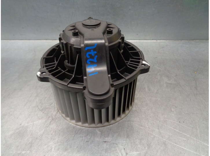 Recambio de motor calefaccion para hyundai ix35 1.7 crdi cat referencia OEM IAM 971132Y000 F00S3B2441 BOSCH