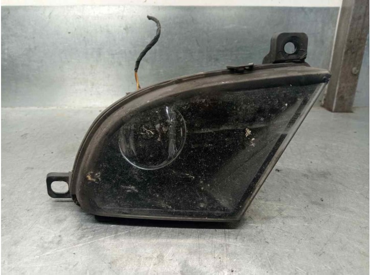 Recambio de faro antiniebla izquierdo para bmw serie 5 berlina (e60) 2.0 turbodiesel cat referencia OEM IAM 7177711 0305083001 