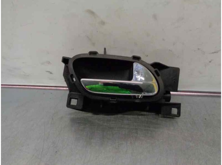 Recambio de maneta interior delantera derecha para citroën c6 2.7 v6 hdi fap cat (uhz / dt17ted4) referencia OEM IAM 96526177VD 