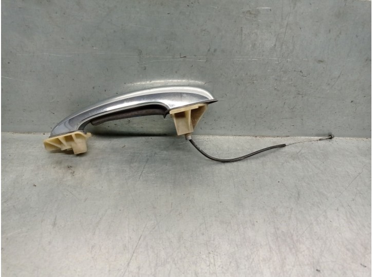 Replacement front right exterior door handle for Mini Mini (R50, R53) One OEM IAM reference 51217198471 