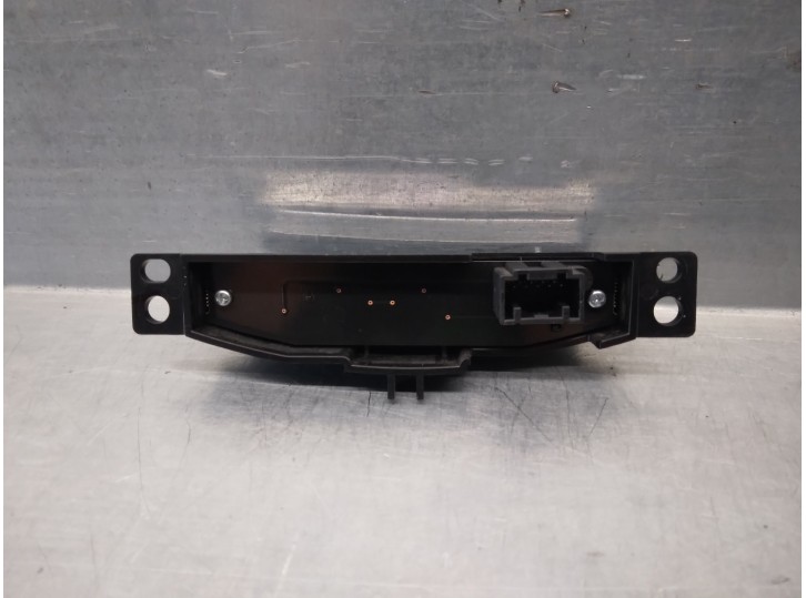 Replacement multifunction display for Nissan Qashqai (J11) 1.2 16V cat OEM IAM reference 250204EA0A 