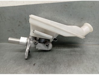 Recambio de bomba freno para mercedes-benz clase b (w246) 1.5 cdi cat referencia OEM IAM A2464300202 A2464300202 32670345