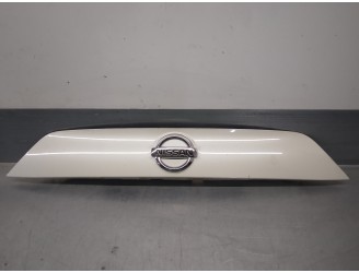 Replacement rear moldings for Nissan Qashqai (J11) 1.2 16V CAT OEM IAM reference 908104ES 