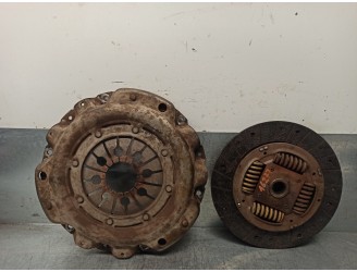 Replacement clutch kit for Suzuki Vitara SE/SV (ET) 2.0 Turbodiesel CAT OEM IAM reference 2210086CC0 689522 VALEO