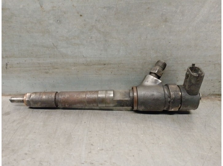 Recambio de inyector para opel corsa d furgoneta/hatchback (s07) 1.3 cdti (l08) referencia OEM IAM 0445110326 0445110326 BOSCH