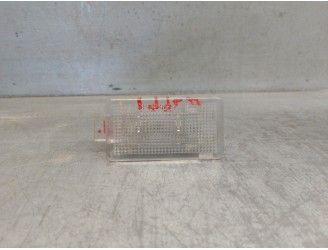 Recambio de luz interior para volvo c30 1.6 diesel cat referencia OEM IAM 30754448  TRAC/ IZQ