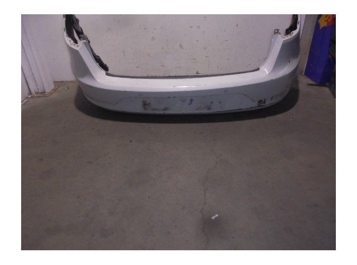 Recambio de paragolpes trasero para seat leon st (5f8) reference ecomotive referencia OEM IAM BLANCO 5 PUERTA