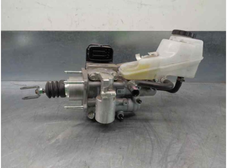 Recambio de servofreno para toyota corolla (e21) referencia OEM IAM 4727047040 11409011010 
