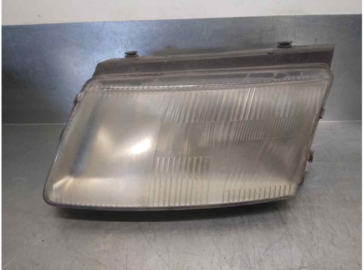 Recambio de faro izquierdo para volkswagen passat berlina (3b2) 1.9 tdi referencia OEM IAM 3B0941018K 5 PUERTAS