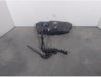 Recambio de deposito combustible para mazda 2 hatchback (dl, dj) 1.5 skyactiv-g referencia OEM IAM DA6C42110G DA6C42110G 