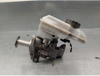 Recambio de bomba freno para audi a3 (8v) 2.0 16v tdi referencia OEM IAM 5Q1611301 32668423 TRW