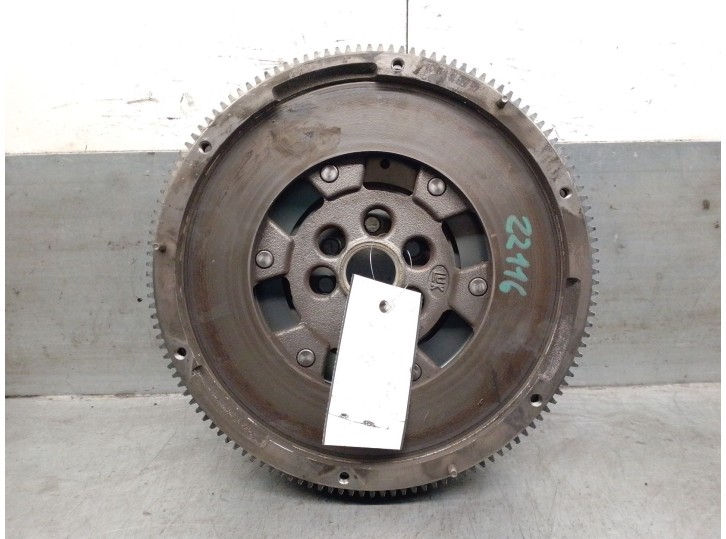 Replacement flywheel for Audi Q3 (8UB, 8UG) 2.0 TDI OEM IAM reference 415058310 04L105266C LUK