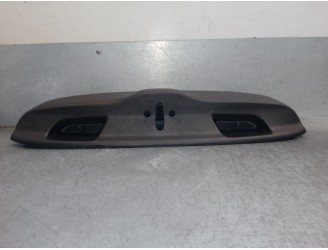 Recambio de guarnecido porton trasero para volvo c30 1.6 diesel cat referencia OEM IAM 30674787  